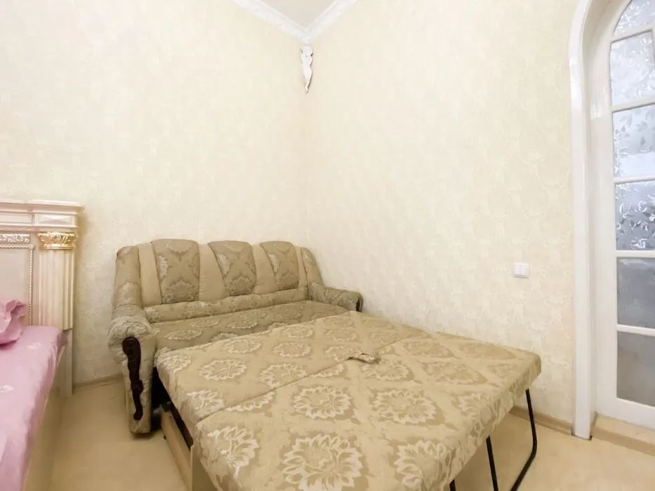 4 кімнати центр 10 хвилин до Дерибасівської