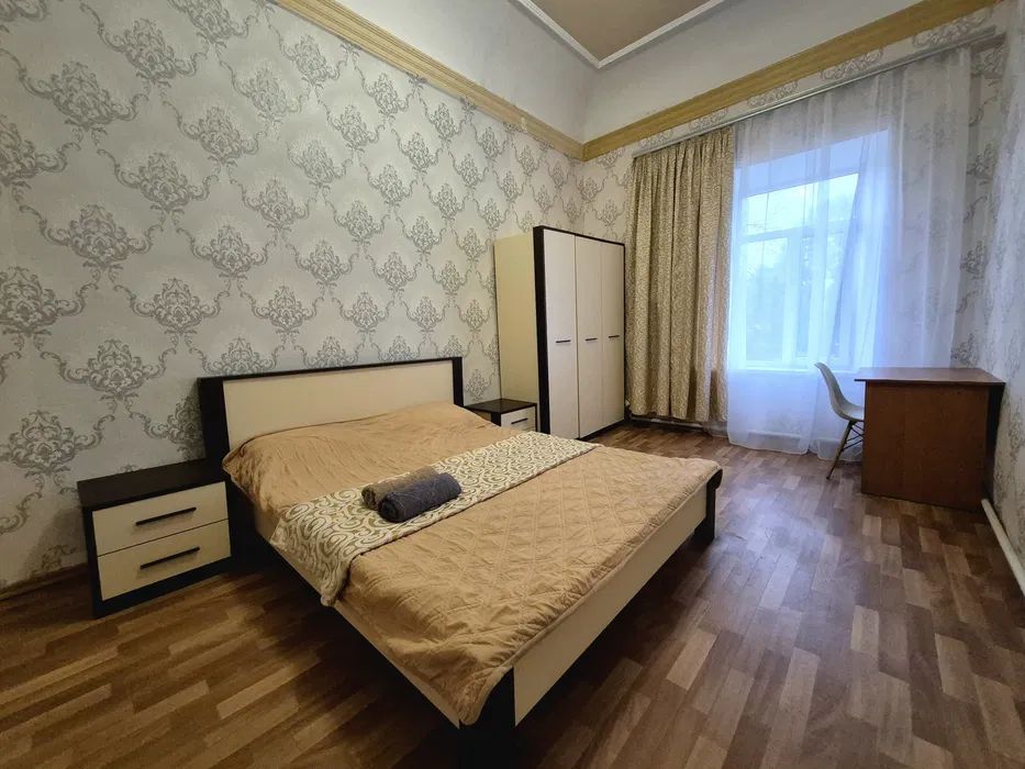 4 кімнати, вул. Преображенська 35, Центр Одеси