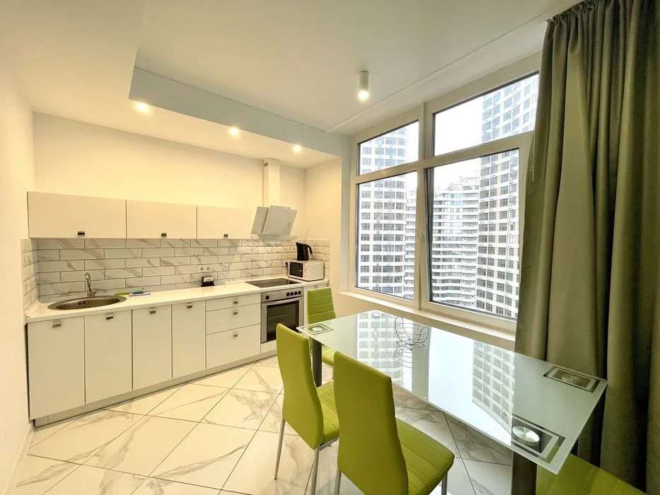 Велика студія Аркадія 32 жемчужина